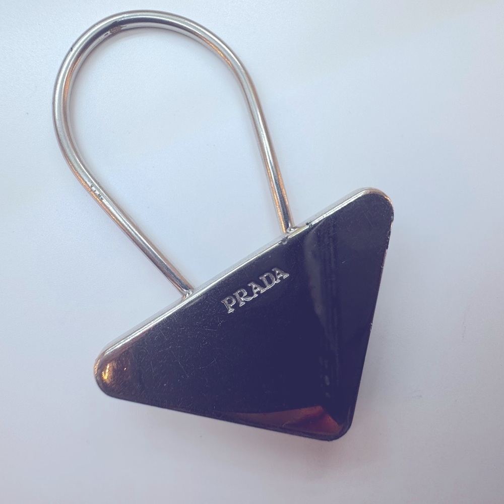 Prada Clip Keychain Triangle M718 Made in Italy Silver Metal Logo Runway Edition - Picture 11 of 12